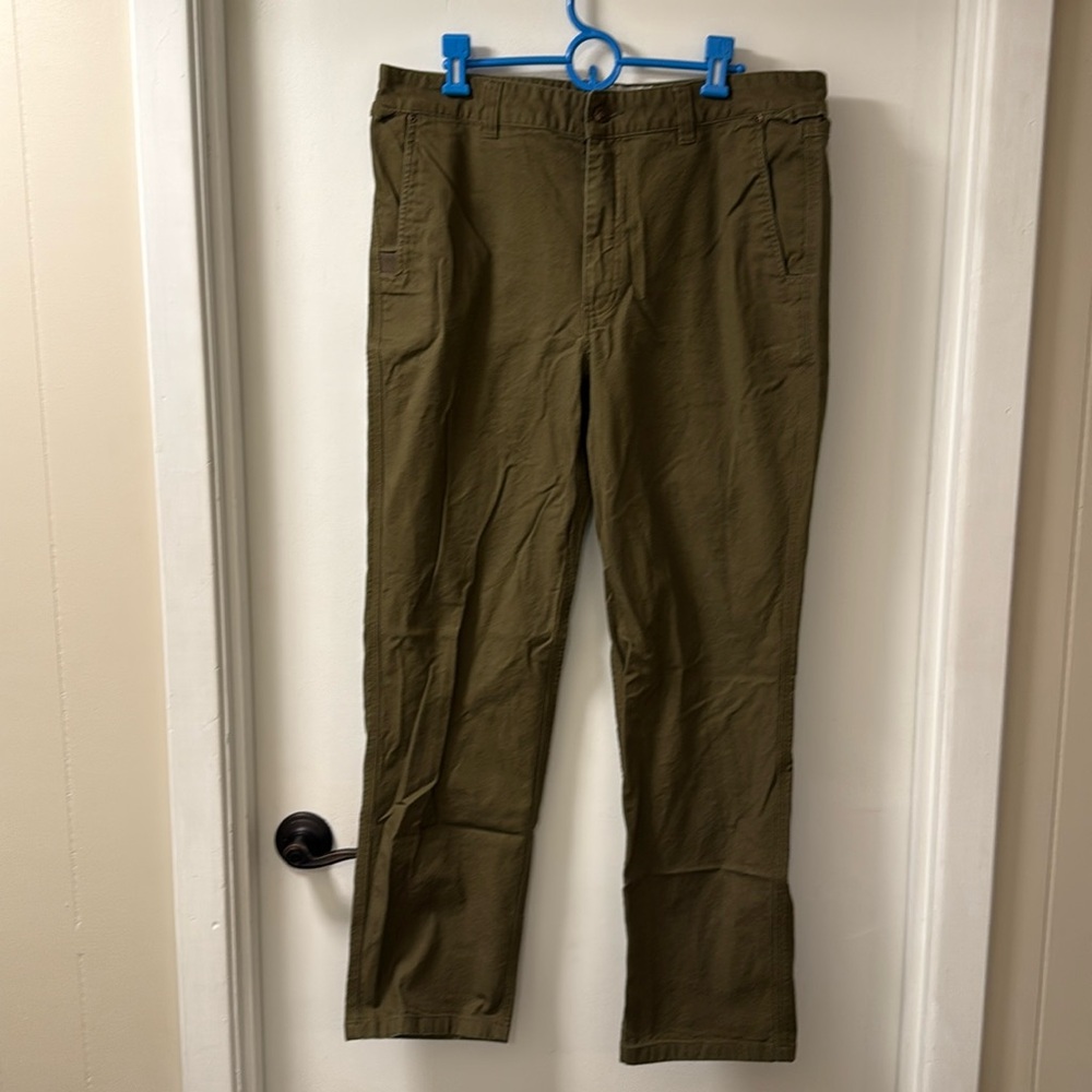 36R Duck Camp Brush Pants NWOT
